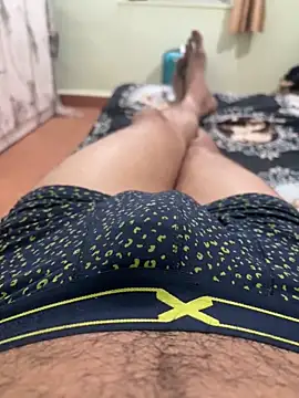 mumbaiboyformeet online show from January 13, 2026, 9:19 pm