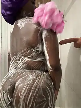 icelyne 2001 online show from April 12, 2026, 4:38 am