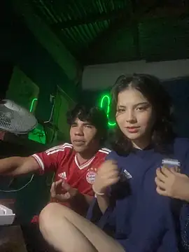 Snapshot of millsmylk chatting on February 6, 2026, 3:24 am millsmylk online show from February 6, 2026, 3:24 am