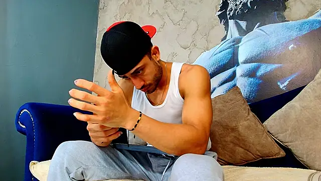 Vans Ross online show from April 21, 2026, 1:50 pm