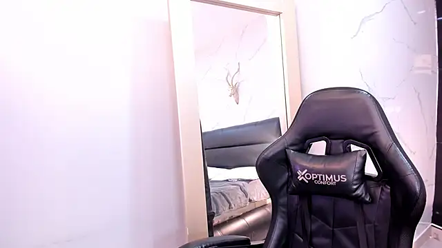 Snapshot of KomiCatt chatting on February 6, 2026, 11:39 am KomiCatt online show from February 6, 2026, 11:39 am