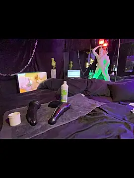 Pure pleasure90 online show from January 14, 2026, 3:15 pm