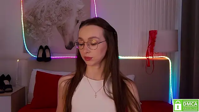 Snapshot of Emily_Simon chatting on February 6, 2026, 5:25 am Emily Simon online show from February 6, 2026, 5:25 am