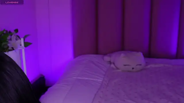 Dolcexx  online show from February 12, 2026, 8:19 pm