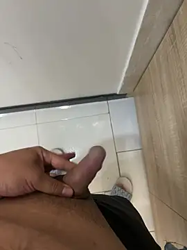 Snapshot of Arleymounthblack chatting on February 5, 2026, 4:03 pm Arleymounthblack online show from February 5, 2026, 4:03 pm