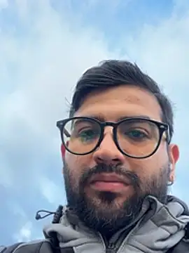 Snapshot of Arleymounthblack chatting on January 16, 2026, 10:25 pm Arleymounthblack online show from January 16, 2026, 10:25 pm