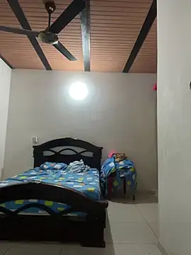 Snapshot of Julissa_x chatting on February 5, 2026, 11:50 am Julissa x online show from February 5, 2026, 11:50 am