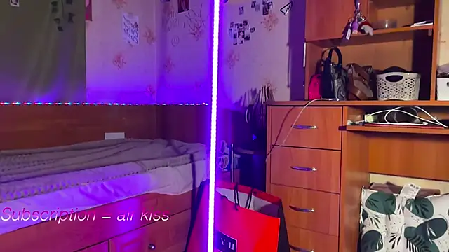 Snapshot of miss_barbie111 chatting on February 11, 2026, 9:03 pm miss barbie111 online show from February 11, 2026, 9:03 pm