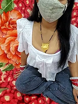 Snapshot of VikasViralStudios chatting on March 1, 2026, 5:13 pm VikasViralStudios online show from March 1, 2026, 5:13 pm