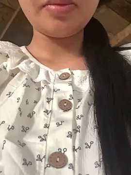 Suny-sexy online show from May 7, 2026, 1:32 am