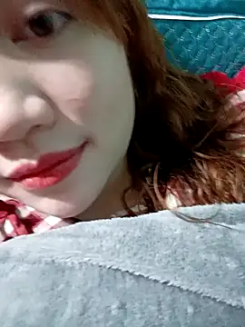 lylinhjim online show from February 6, 2026, 8:54 am