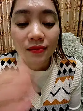 lylinhjim online show from January 14, 2026, 9:57 am