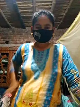 Hot Sweeti online show from March 11, 2026, 8:25 pm