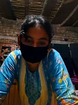 Hot Sweeti online show from March 15, 2026, 4:03 pm