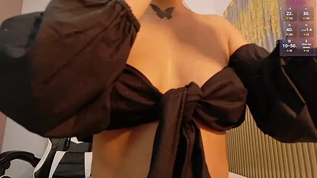 Scarlet Vixen  online show from February 19, 2026, 12:13 pm