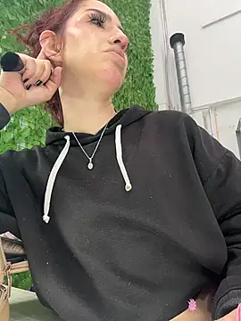 elodie rouge online show from March 19, 2026, 11:32 am