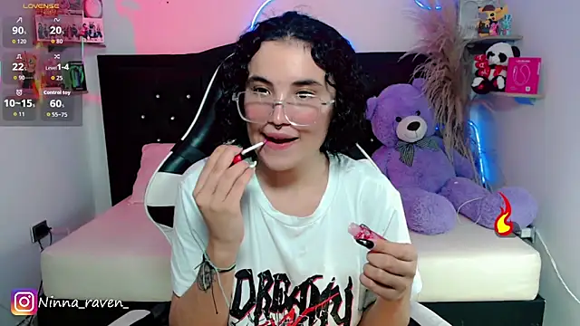 AriaDark online show from May 19, 2026, 1:56 am