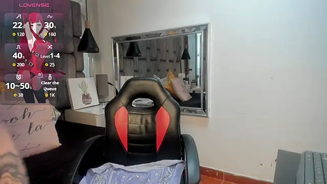 JenniQ69 online show from April 12, 2026, 2:42 pm