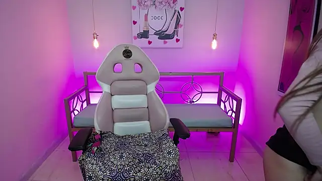 Snapshot of Ashley_benson_x chatting on March 3, 2026, 8:38 pm Ashley benson x online show from March 3, 2026, 8:38 pm