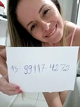 sapequinhaahmister online show from February 28, 2026, 2:11 am
