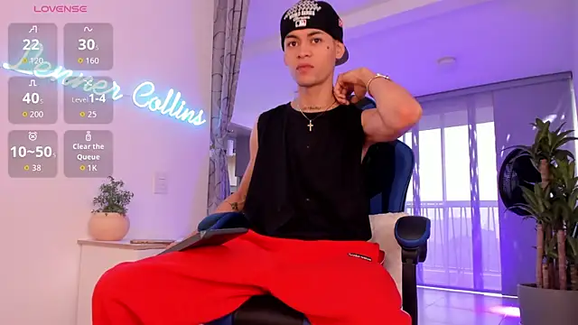 Snapshot of LennerCollins_ chatting on April 18, 2026, 12:07 pm LennerCollins online show from April 18, 2026, 12:07 pm