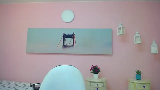 scarlett clyde online show from February 21, 2026, 12:18 pm