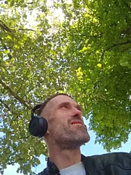 BlnAktivGay online show from May 28, 2026, 11:49 am