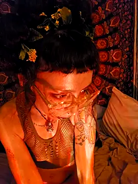 xxEMMxxx online show from February 6, 2026, 8:54 am