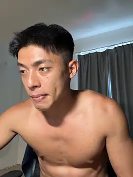 Yooo17 online show from March 24, 2026, 6:46 am