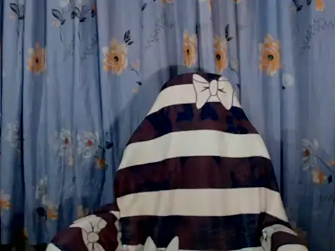 pinay mayahiga online show from April 15, 2026, 5:17 pm