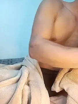 Snapshot of Maycute18 chatting on February 24, 2026, 1:34 pm Maycute18 online show from February 24, 2026, 1:34 pm