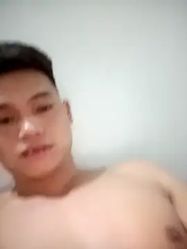 Snapshot of Maycute18 chatting on February 2, 2026, 3:11 pm Maycute18 online show from February 2, 2026, 3:11 pm