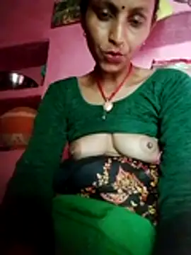 Snapshot of Juli_rathore chatting on June 25, 2026, 2:09 am Juli rathore online show from June 25, 2026, 2:09 am