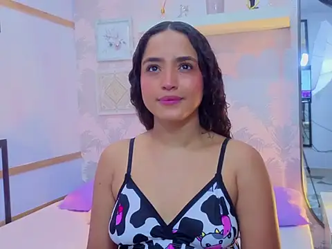 Emma Thompssonn online show from March 5, 2026, 12:13 pm