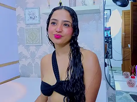 Emma Thompssonn online show from February 6, 2026, 11:50 am