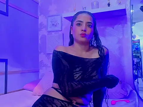 Emma Thompssonn online show from March 7, 2026, 11:59 am