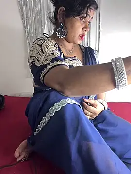 Snapshot of Ruby-7 chatting on January 15, 2026, 3:37 pm Ruby-7 online show from January 15, 2026, 3:37 pm