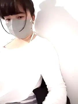 Elizabeth8 online show from February 13, 2026, 2:28 pm