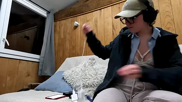 ju juliette online show from March 12, 2026, 10:25 pm