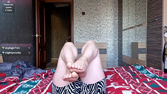 MousyHello online show from February 15, 2026, 5:30 am