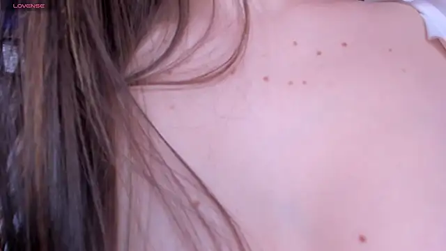 Snapshot of EmilyCarterX chatting on February 28, 2026, 11:21 am EmilyCarterX online show from February 28, 2026, 11:21 am