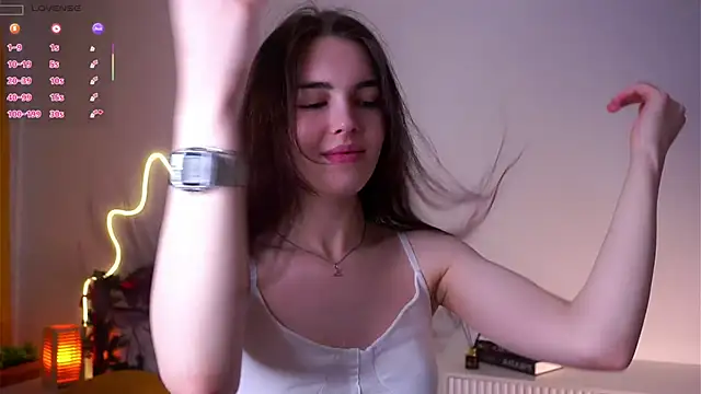 Snapshot of MirnaTellado chatting on February 1, 2026, 6:06 pm MirnaTellado online show from February 1, 2026, 6:06 pm