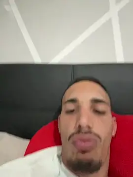 piccolo2002 online show from April 23, 2026, 8:10 am