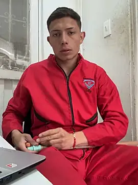 santiObrero online show from March 18, 2026, 5:36 pm