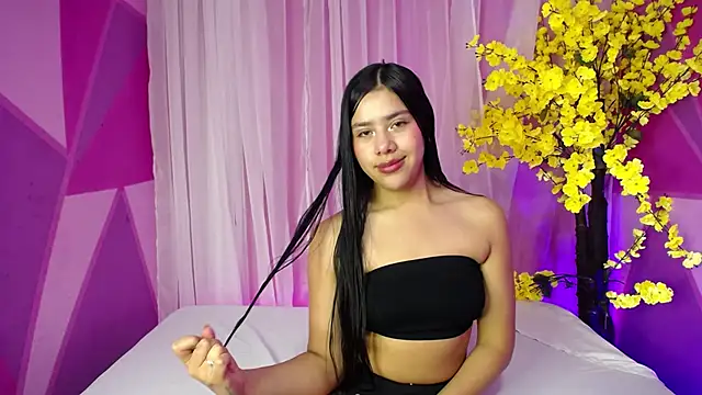 Snapshot of Lory_Bonny chatting on February 5, 2026, 11:50 am Lory Bonny online show from February 5, 2026, 11:50 am