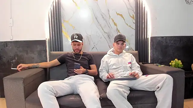 Snapshot of Angel_Villareal chatting on March 1, 2026, 6:13 am Angel Villareal online show from March 1, 2026, 6:13 am