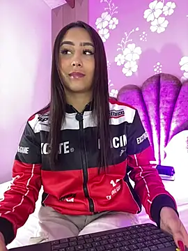 MadisonFox1 online show from February 14, 2026, 11:43 am