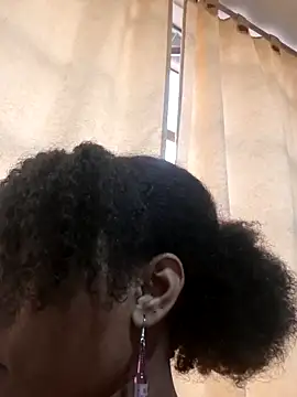 Snapshot of Ebony_love07 chatting on February 13, 2026, 7:47 pm Ebony love07 online show from February 13, 2026, 7:47 pm