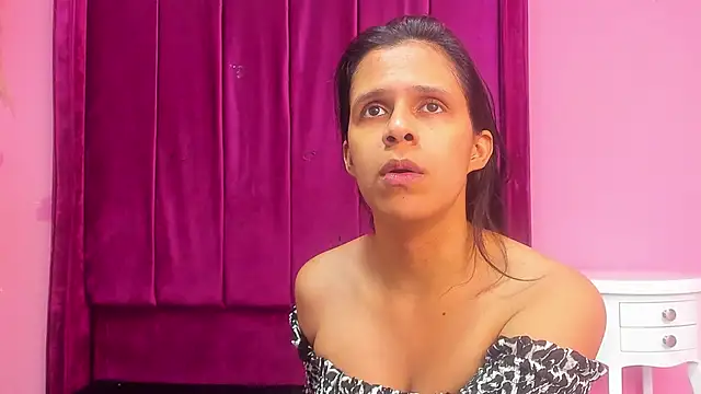 mitzukywinteer online show from April 10, 2026, 7:54 pm