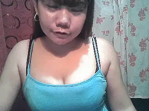 Snapshot of sweety_pinay20 chatting on March 22, 2026, 11:12 am sweety pinay20 online show from March 22, 2026, 11:12 am